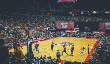 足彩网赛事官方_科莫强势出击，900万欧元加奖金报价克鲁塞罗后卫凯基