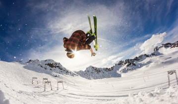 【足彩网】赫罗那迎战奥萨苏纳，西甲今日焦点战，进攻火力与主场优势决定胜负