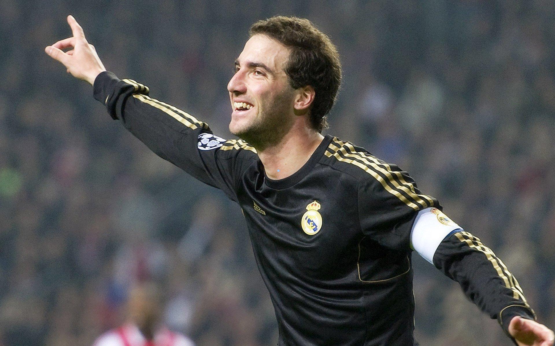 尼日利亚国门嘲讽摩洛哥丢冠,把我所有的毛巾拿去擦眼泪吧引爆非足坛